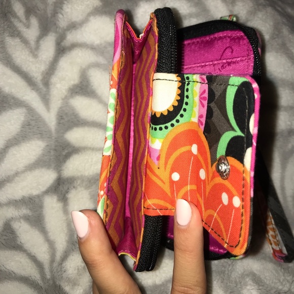 Very Bradley wristlet - Picture 4 of 4